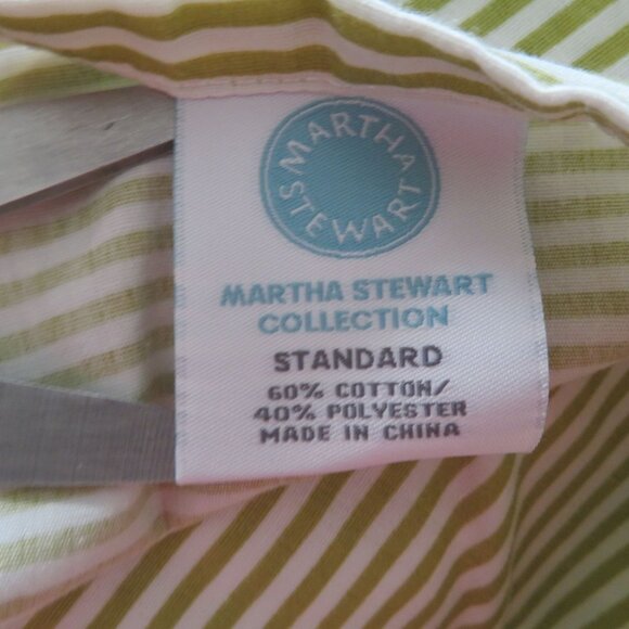 Martha Stewart Collection Standard Pillowcases Set of 2 Green Floral Bird Print - Picture 7 of 8